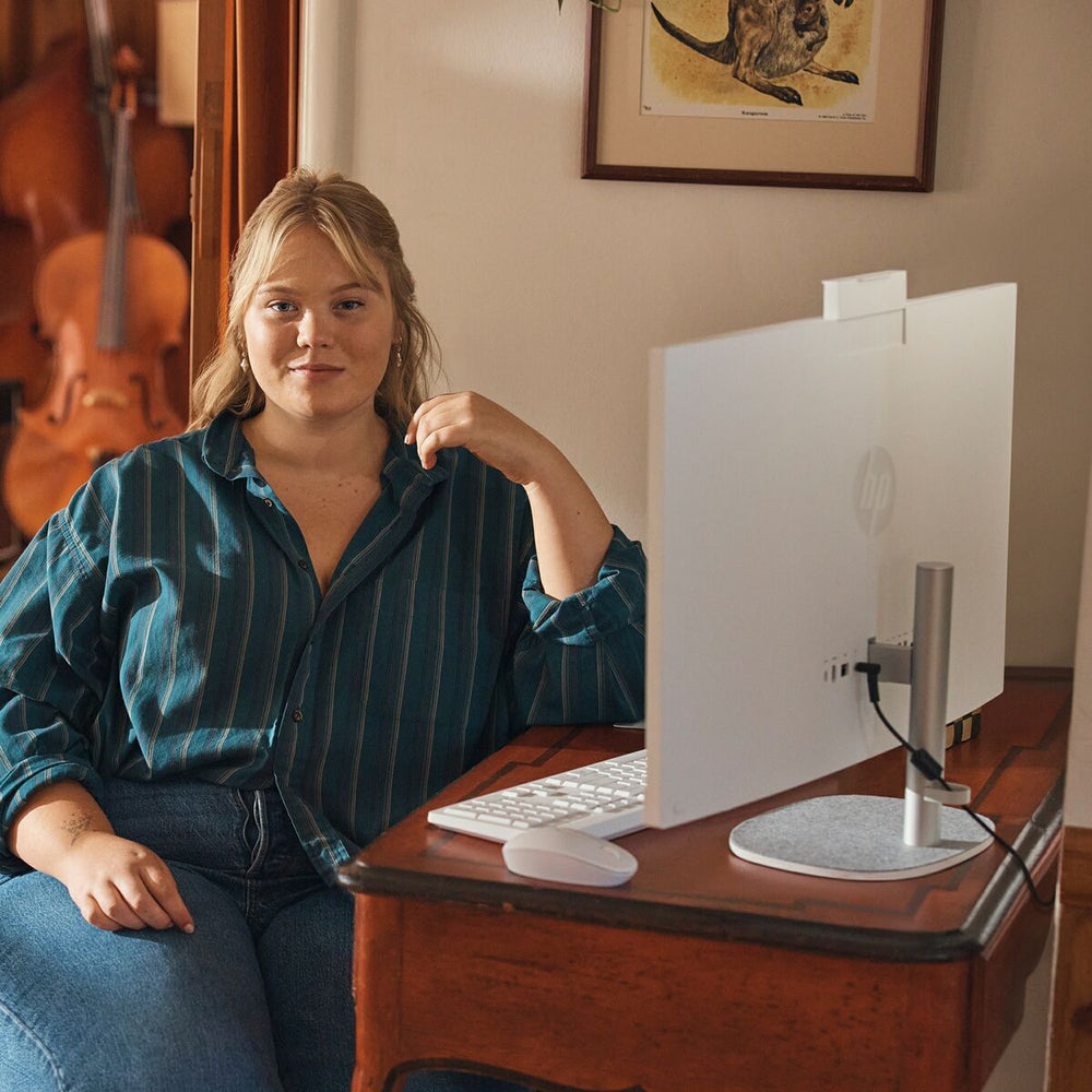 V4HE08EB76BF951E19880A2C628BA6CDDECR5099603P1